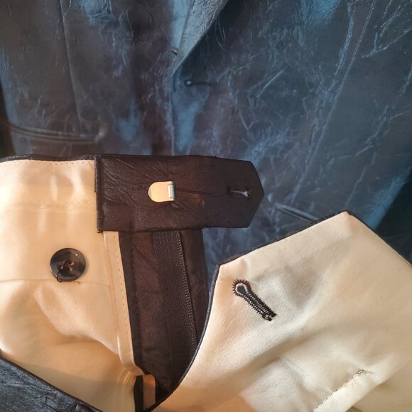 Giovanni Testi Blue Dress Suit Jacket and Pants (38R Jacket/ 32R Pants) - Picture 10 of 11